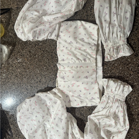 House of CB MILLICENT Puff Sleeve Crop Corset Top - Picture 7 of 11